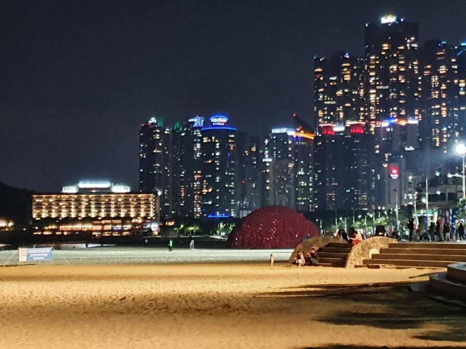 شقة Haeundai Beach 1 Cho بوسان المظهر الخارجي الصورة